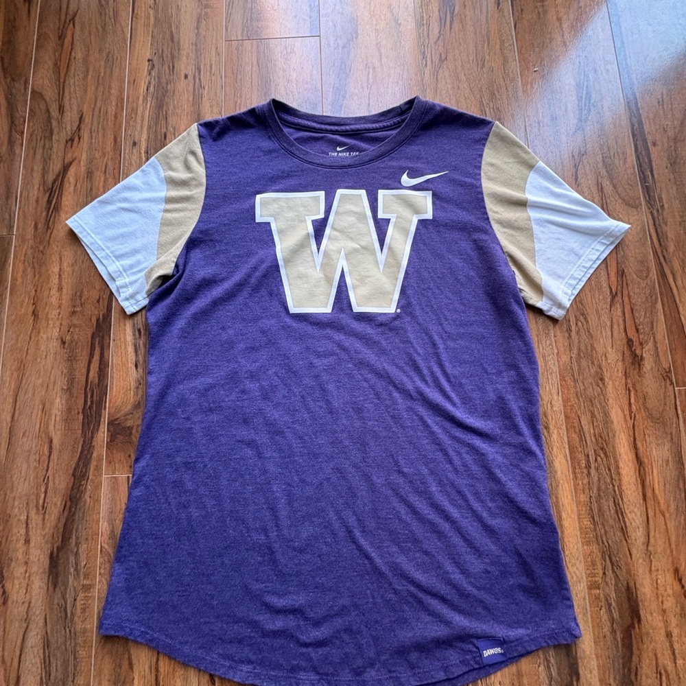Washington Huskies Nike Athletic Tee / Women’s Size M